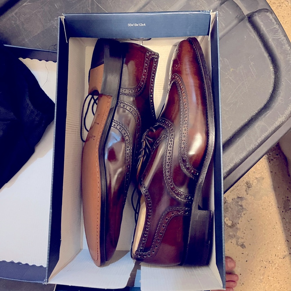 GANT
Men's Cognate Rutford Signature Stripe Leather Derby Shoes, size 12